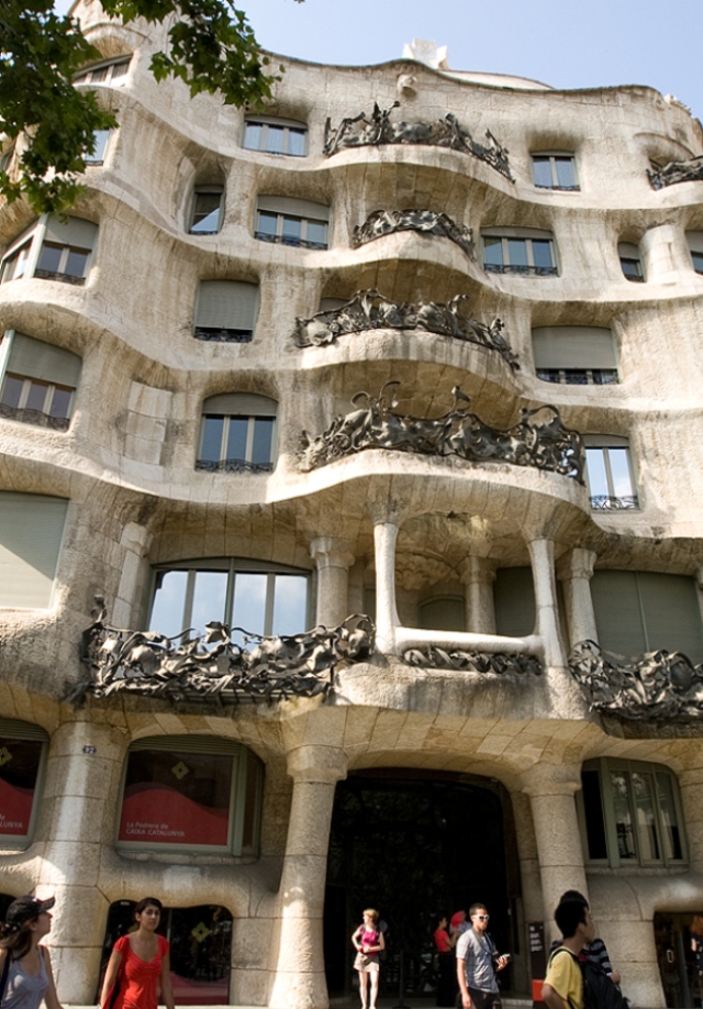 casa-batllo-101